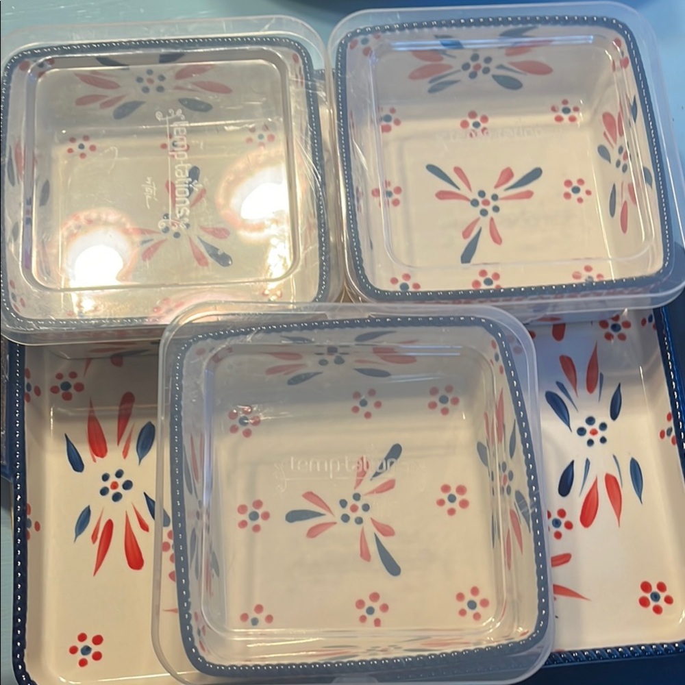 Temp-tations Snapware Floral Glass Containers